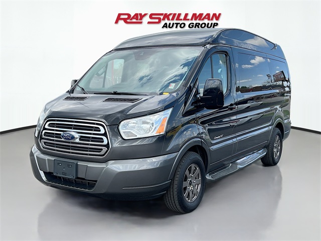 2017 Ford Transit photo 3