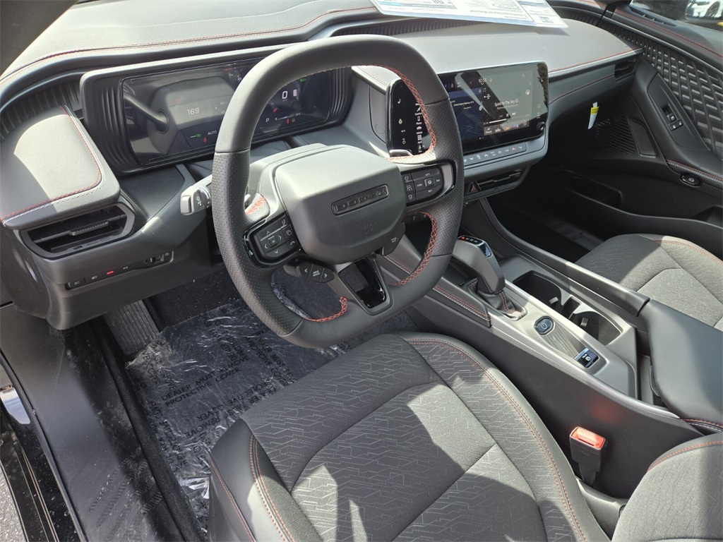 2025 Dodge Charger R/T photo 7
