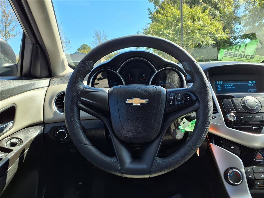 2016 Chevrolet Cruze LS photo 7