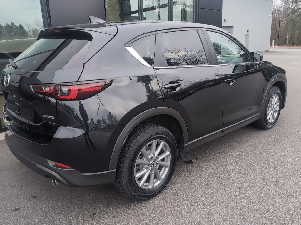 2023 Mazda CX-5 2.5 Select photo 4