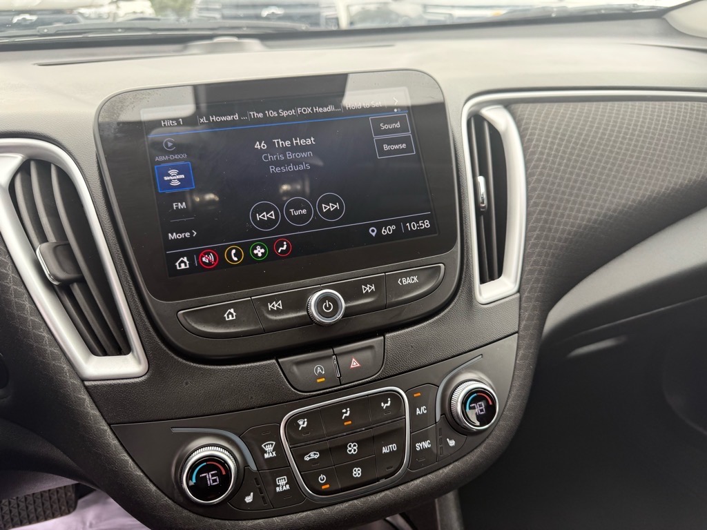 2024 Chevrolet Malibu 1LT photo 12