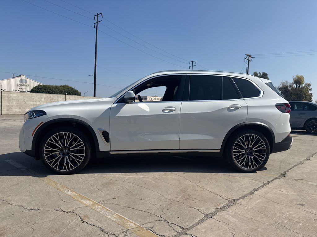 2025 Bmw X5 sDrive40i photo 2