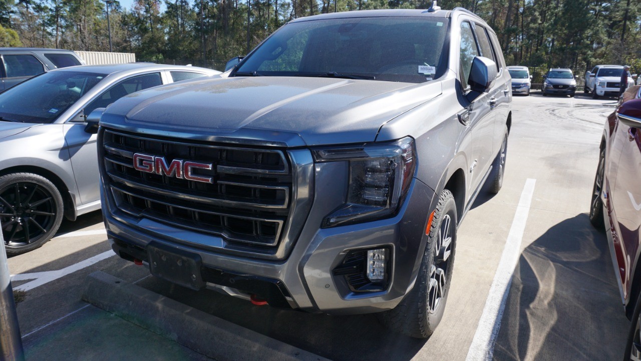 2022 GMC Yukon AT4's photo