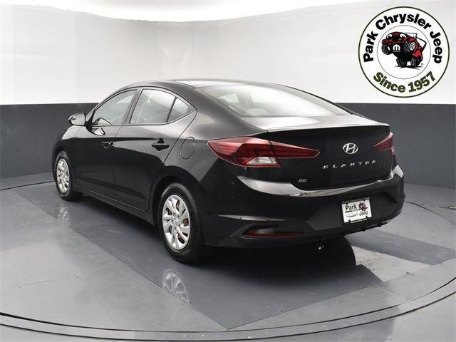 2019 Hyundai Elantra SE photo 3