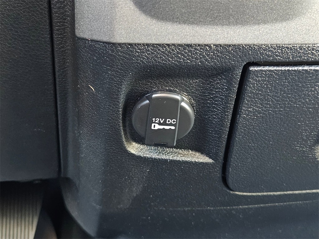 2013 Ram 1500 Tradesman Express photo 24