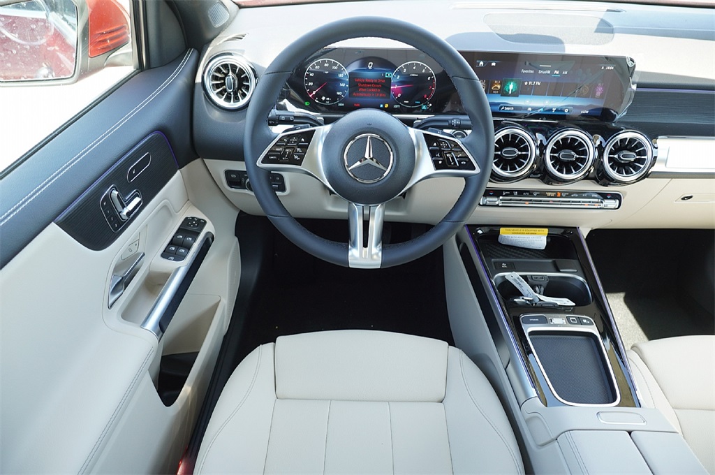 2026 Mercedes Benz GLB 250 photo 15