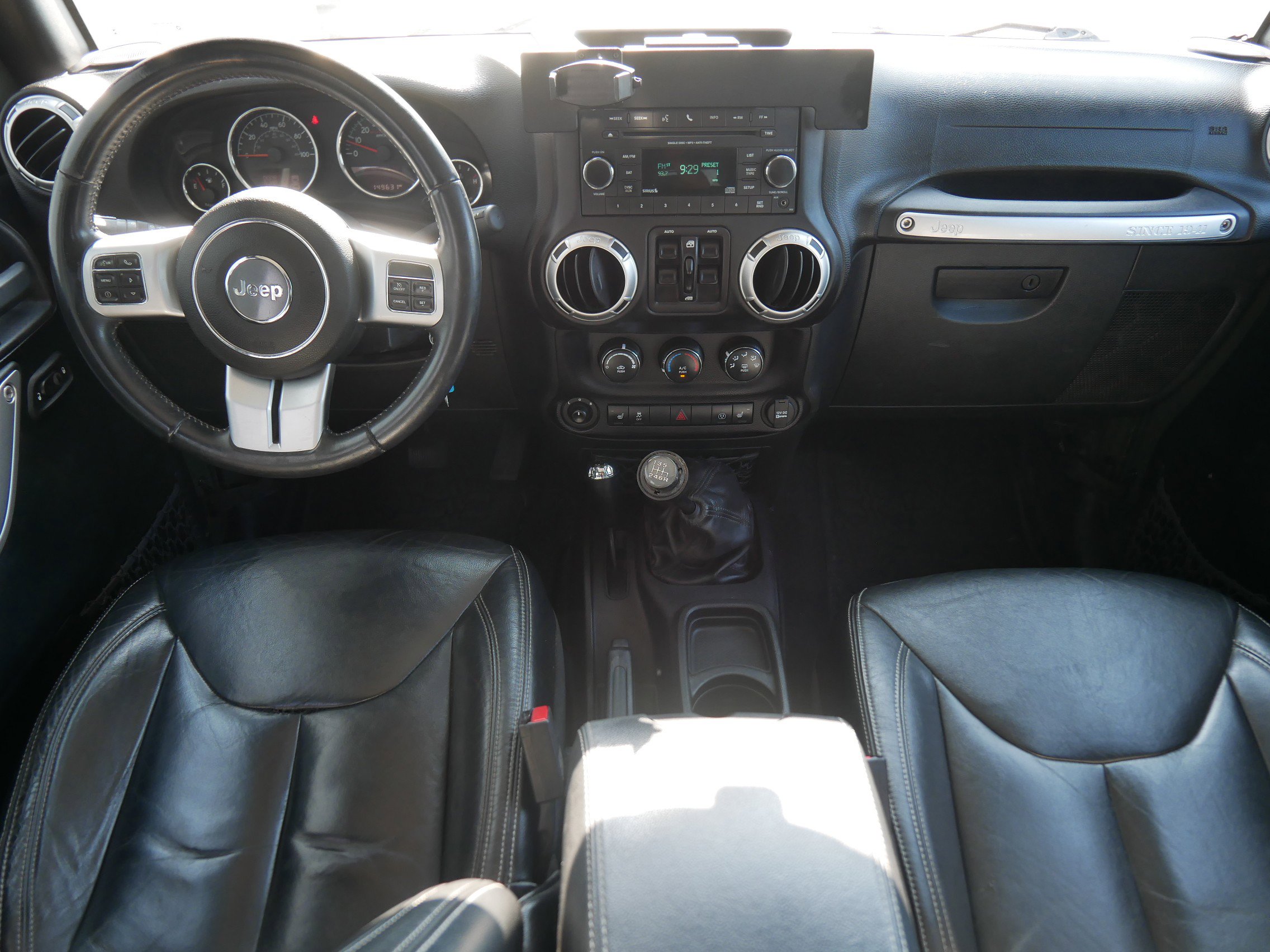 2015 Jeep Wrangler Unlimited Rubicon Hard Rock photo 15