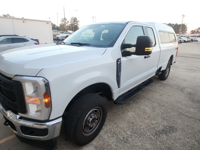 2024 Ford F-250 XL photo 2