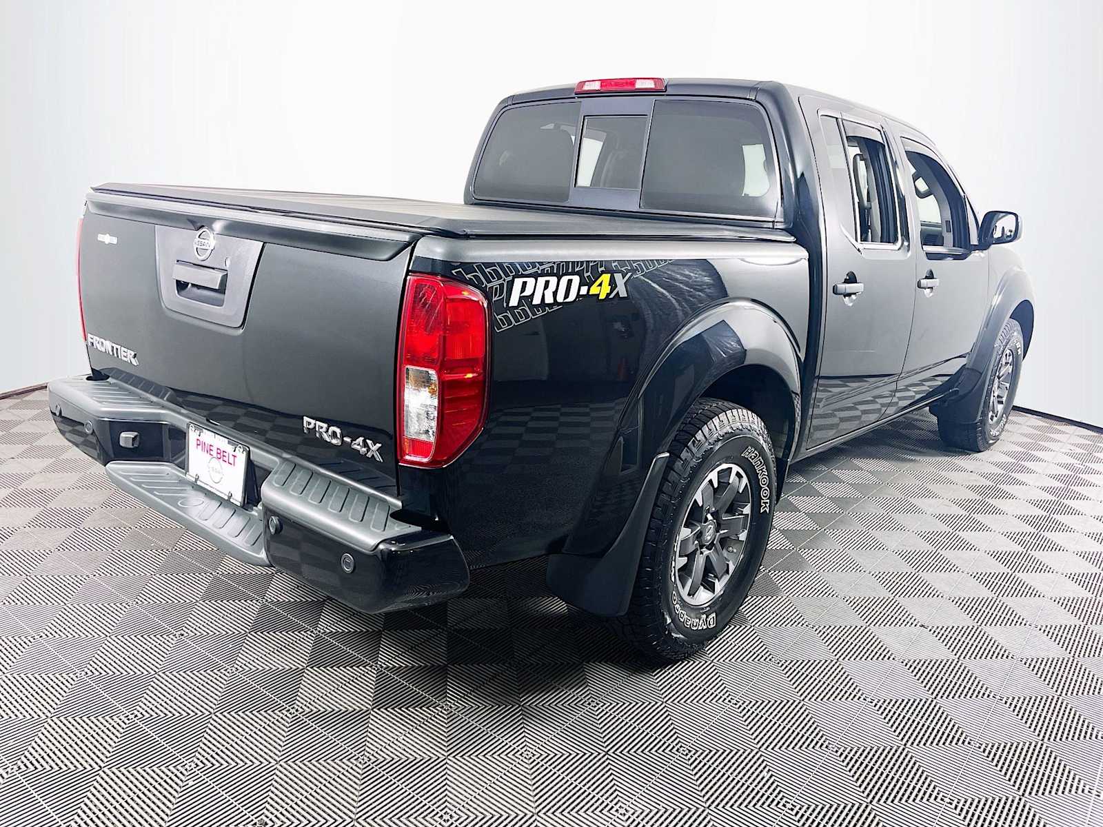 2019 Nissan Frontier PRO-4X photo 4