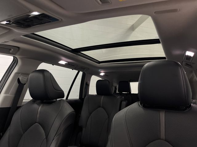 2024 Toyota Grand Highlander Platinum photo 6