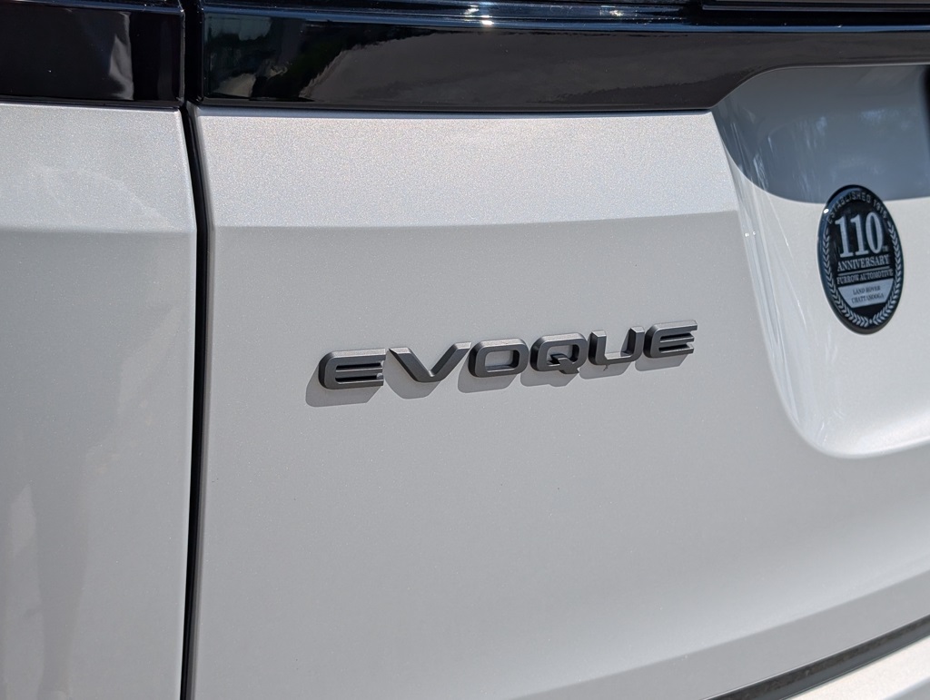 2026 Land Rover Range Rover Evoque Dynamic SE photo 26