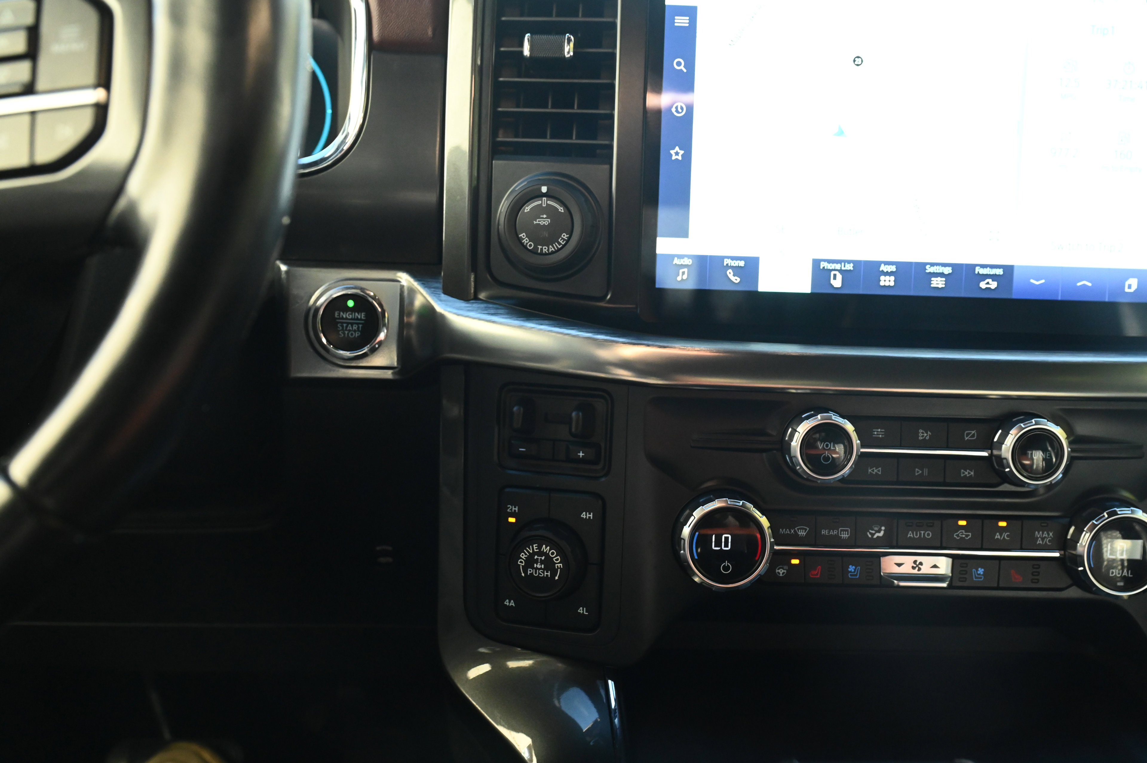 2021 Ford F-150 Lariat photo 16