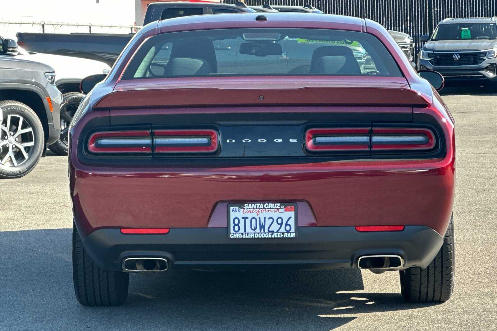 2019 Dodge Challenger SXT photo 5