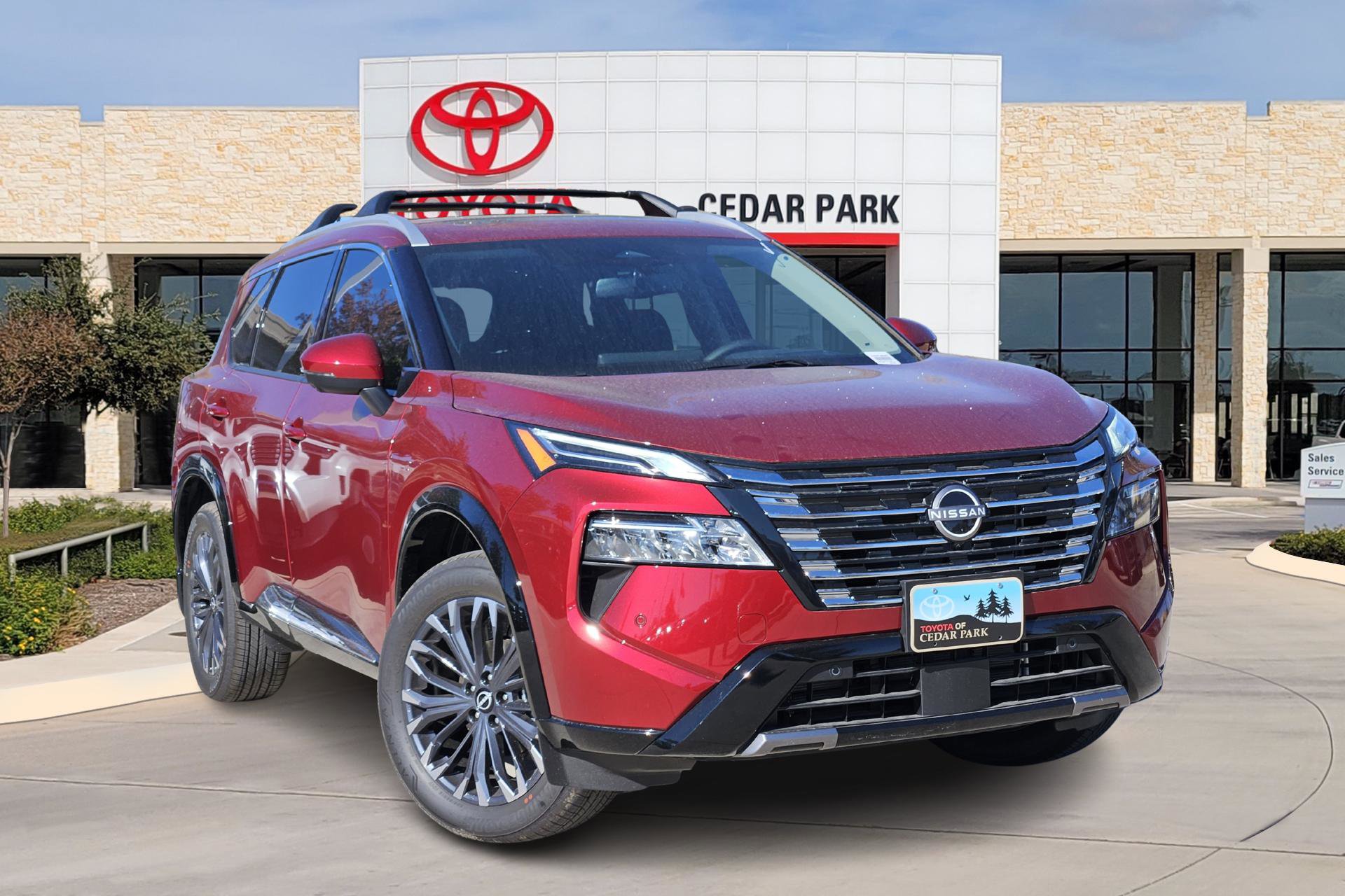 2026 Nissan Rogue Platinum's photo