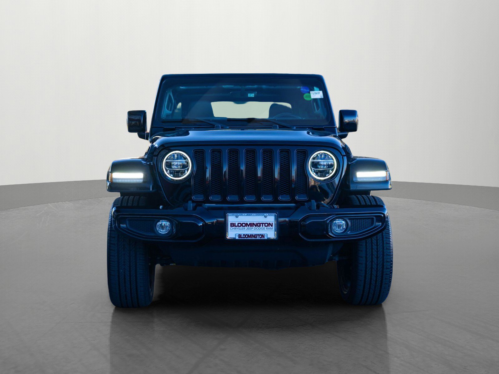 2022 Jeep Wrangler Unlimited Sahara High Altitude photo 2