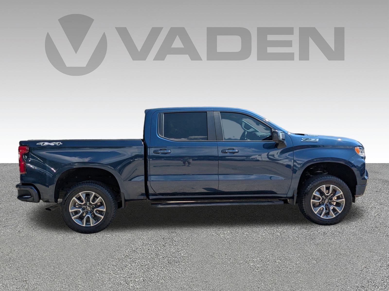 2023 Chevrolet Silverado 1500 RST photo 20