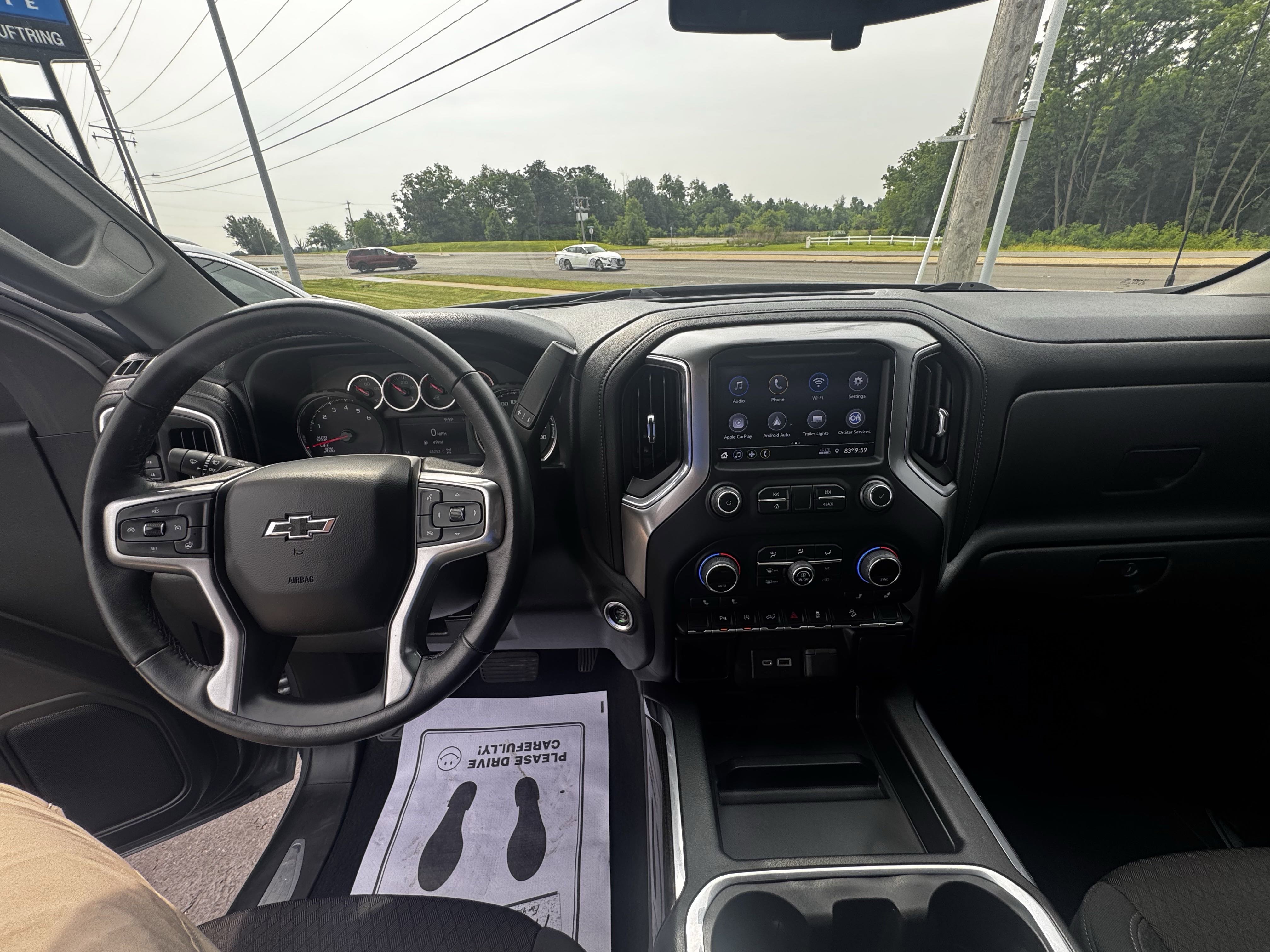 2022 Chevrolet Silverado 1500 RST photo 3