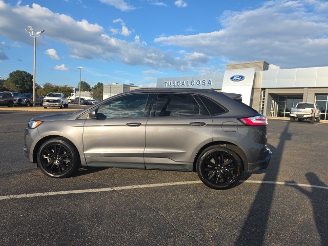 2022 Ford Edge ST photo 6