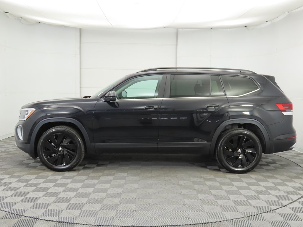 2026 Volkswagen Atlas SE Technology photo 8