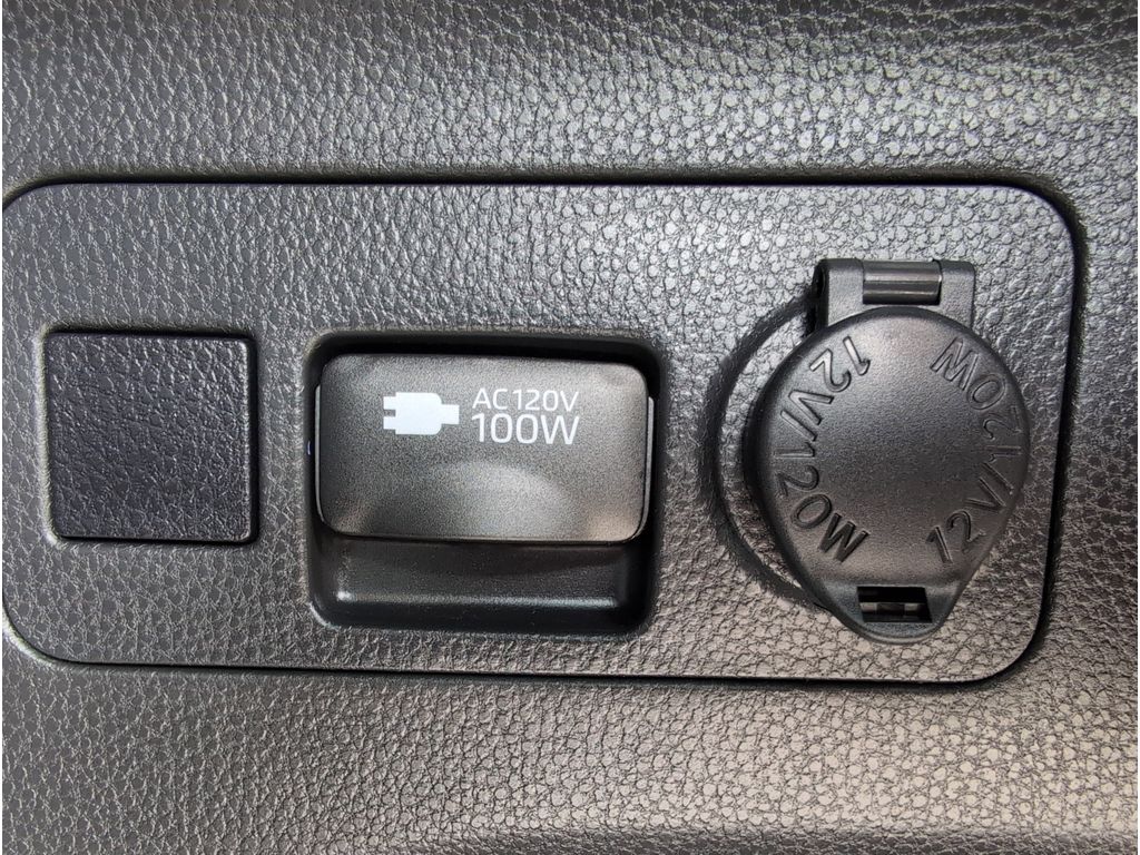 2024 Toyota RAV4 TRD photo 31