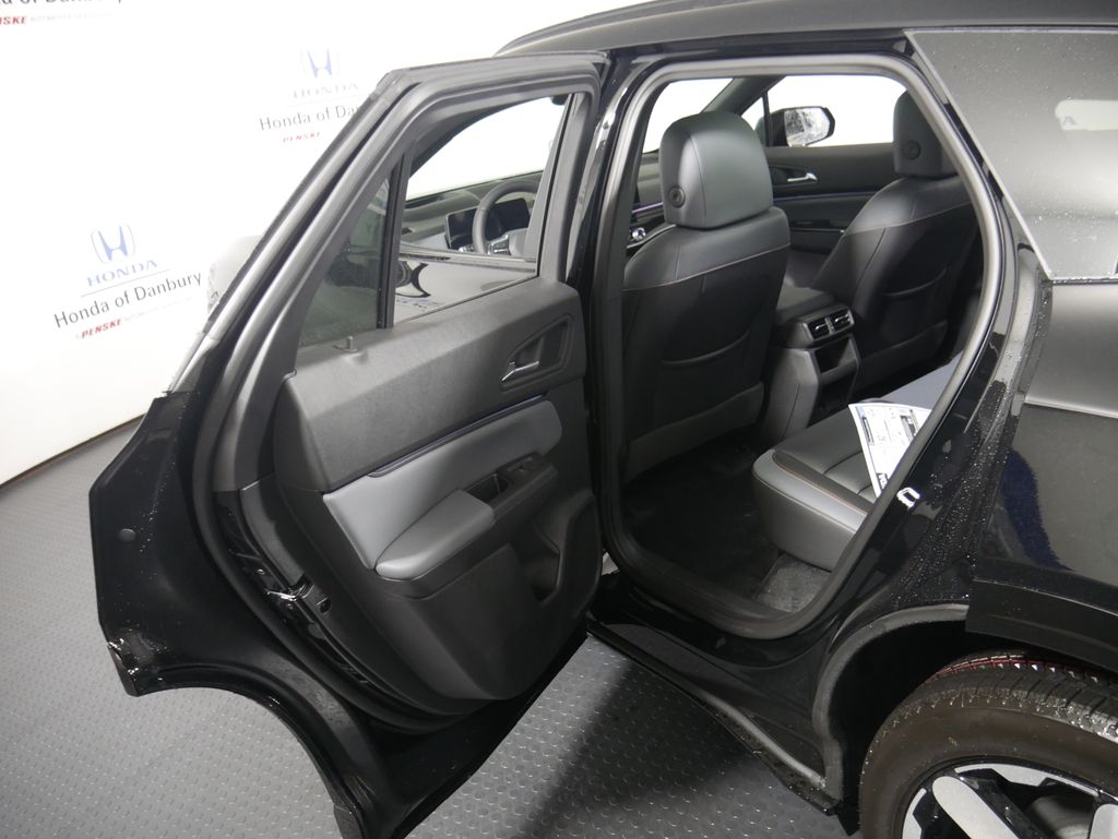 2025 Honda Prologue Elite Touring photo 9