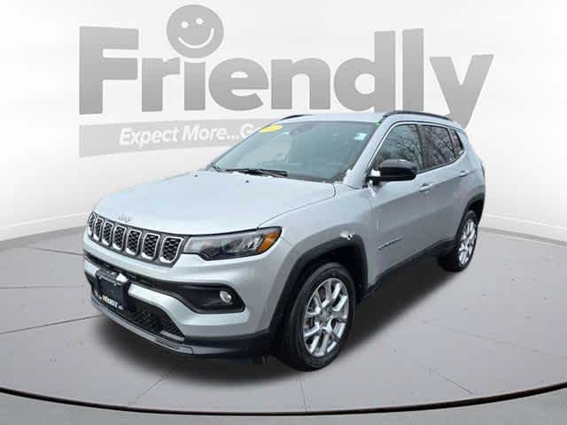 2024 Jeep Compass Latitude Lux's photo