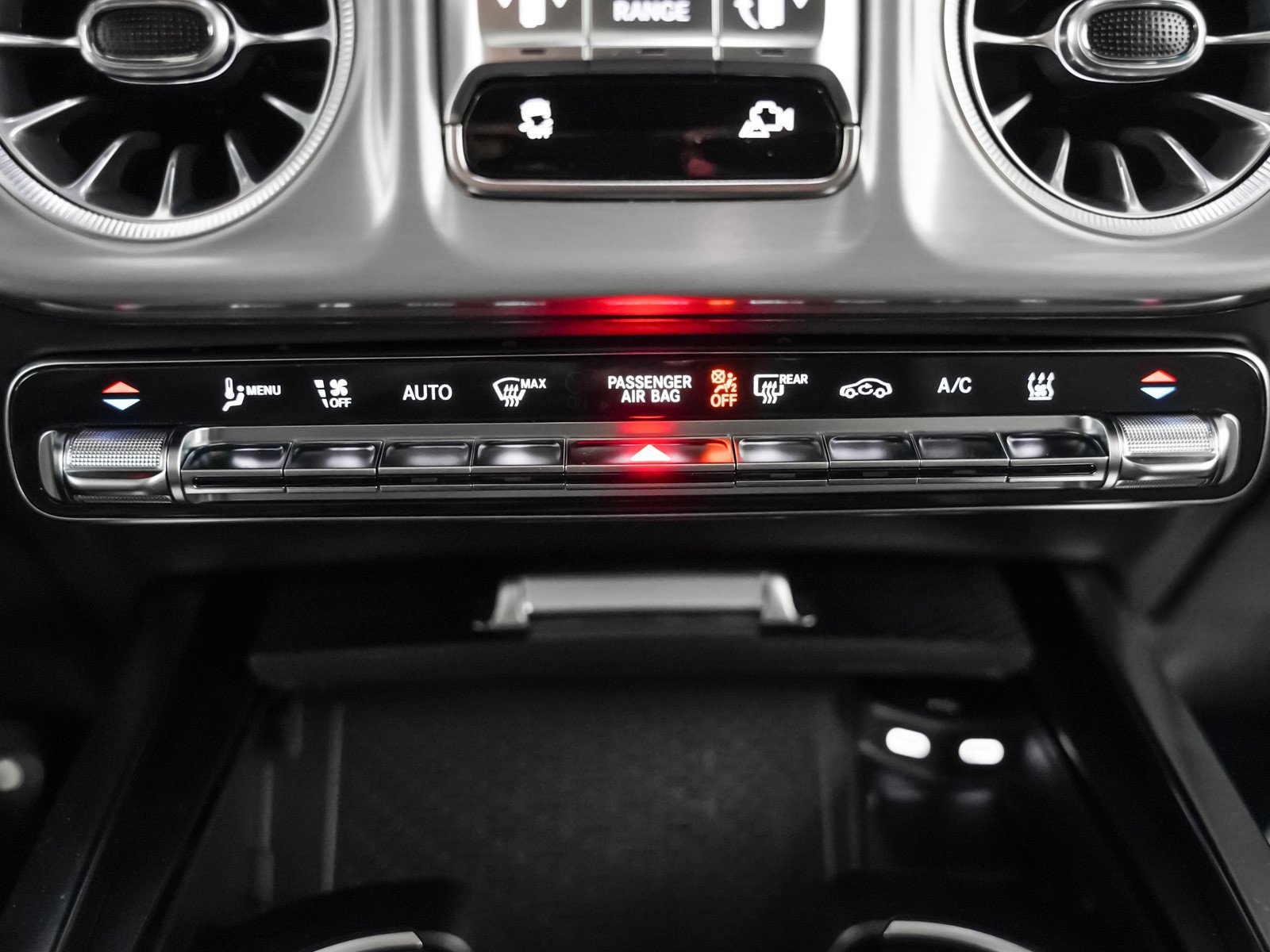 2025 Mercedes Benz G photo 17