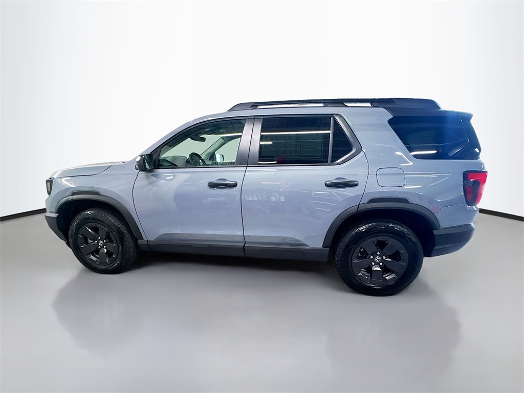 2026 Honda Passport photo 8