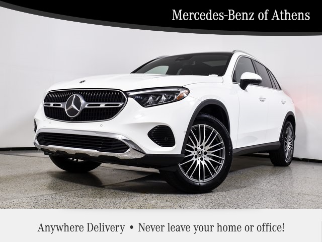 2025 Mercedes-Benz GLC Base's photo