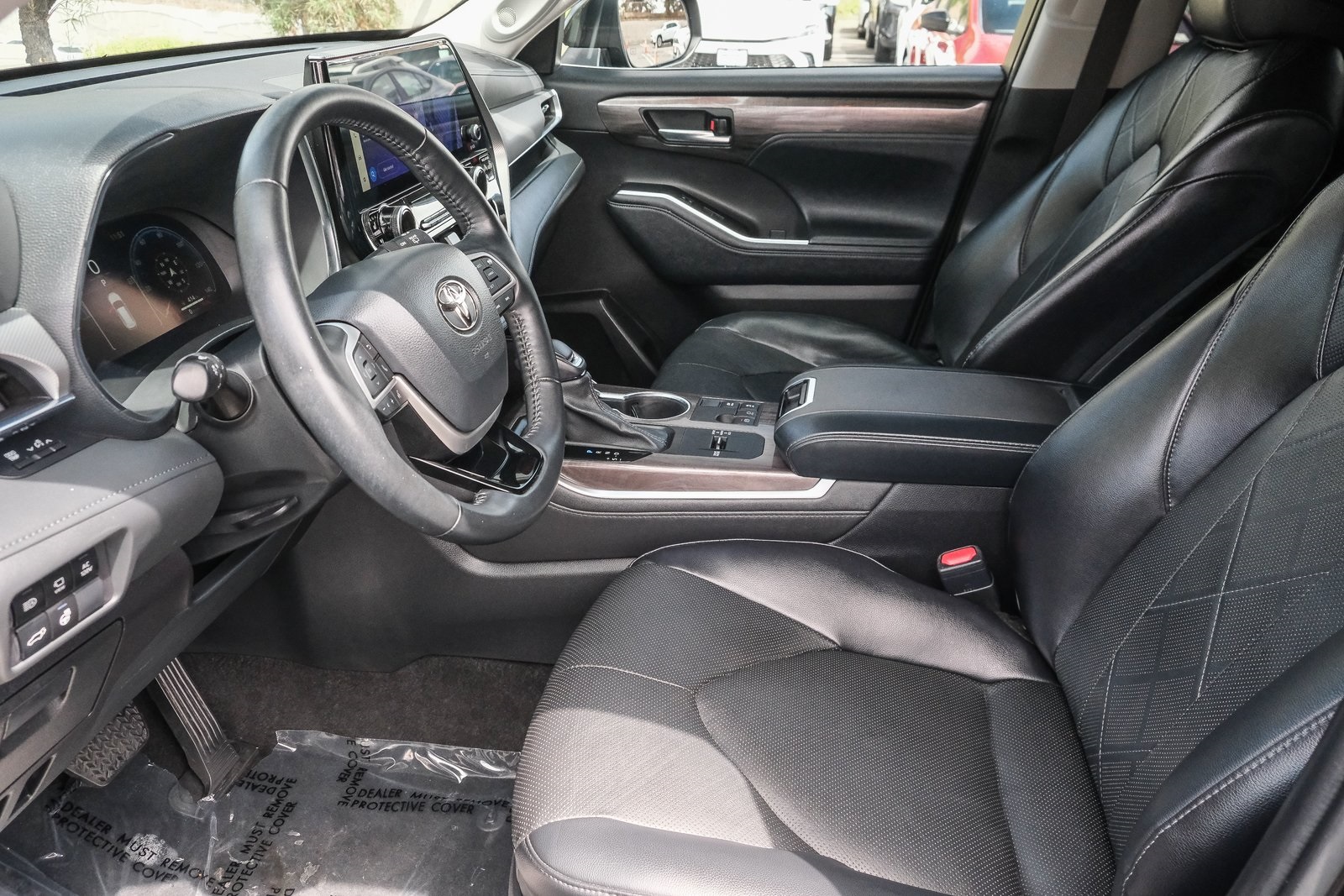 2023 Toyota Highlander Hybrid Platinum photo 19