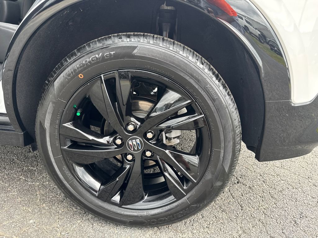 2024 Buick Encore GX Sport Touring photo 17