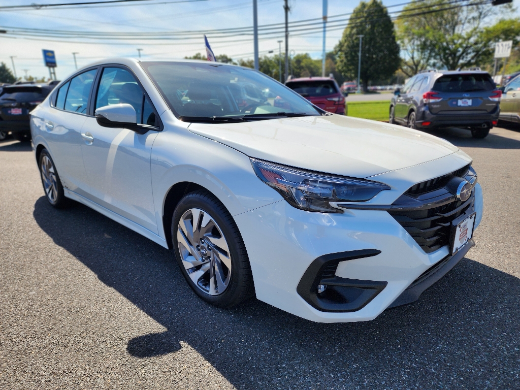 2025 Subaru Legacy Limited photo 19