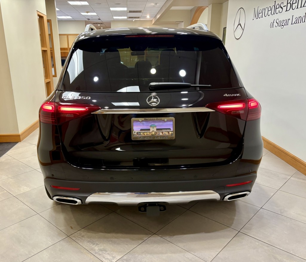 2026 Mercedes Benz GLE 350 4MATIC photo 4