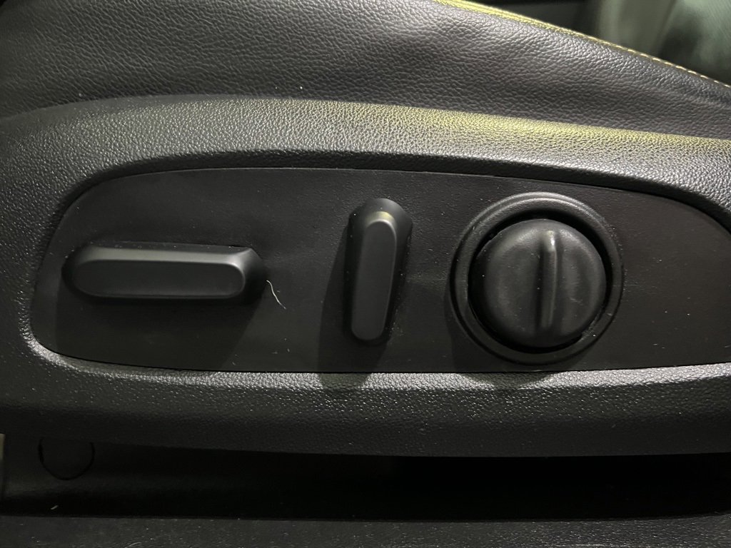 2020 Chevrolet Traverse Premier photo 15