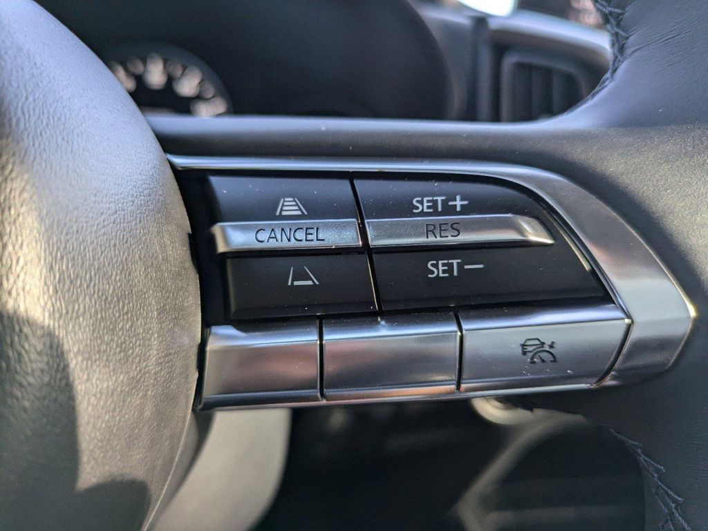 2025 Mazda CX-50 2.5 Select photo 20