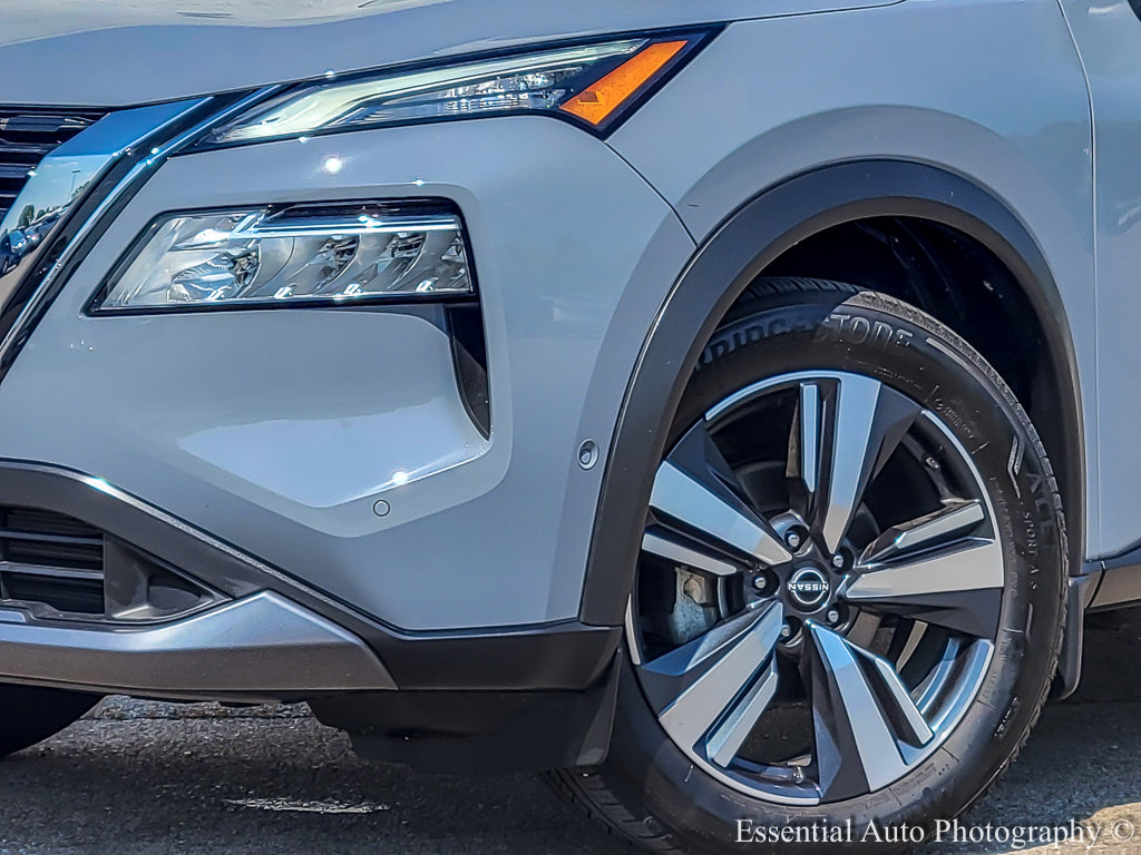 2023 NISSAN ROGUE - Image 3