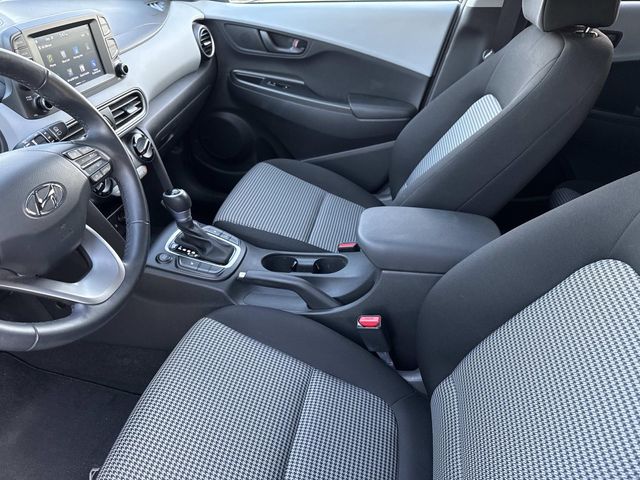 2020 Hyundai Kona SEL Plus photo 18