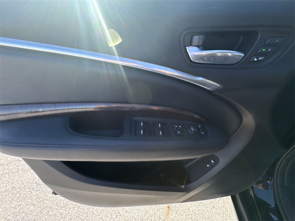2017 Acura MDX Technology Entertainment photo 15
