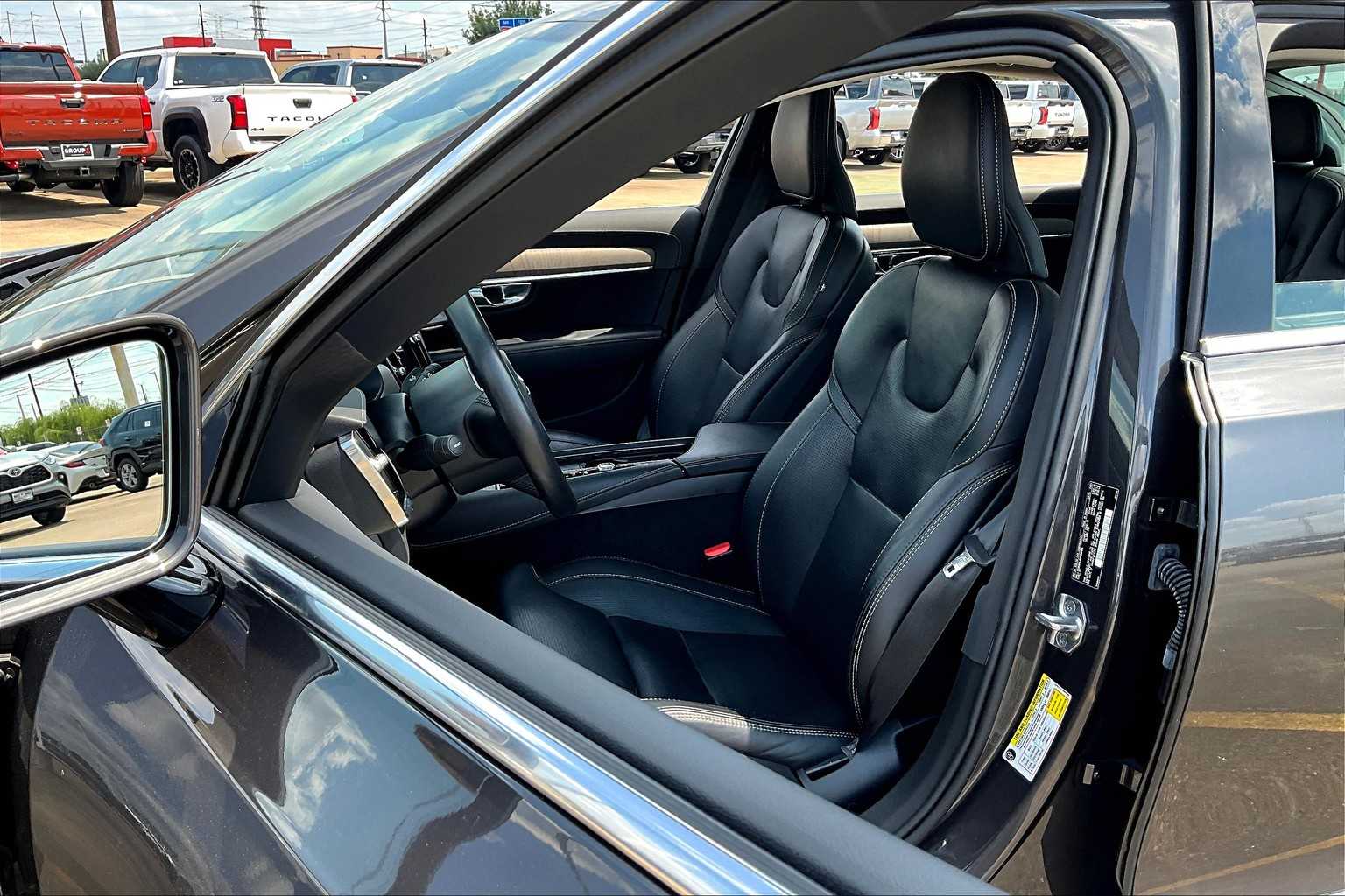 2022 Volvo S90 Inscription photo 7