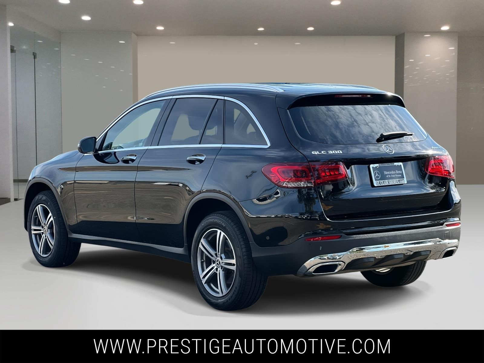 2022 Mercedes Benz GLC 300 4MATIC photo 3