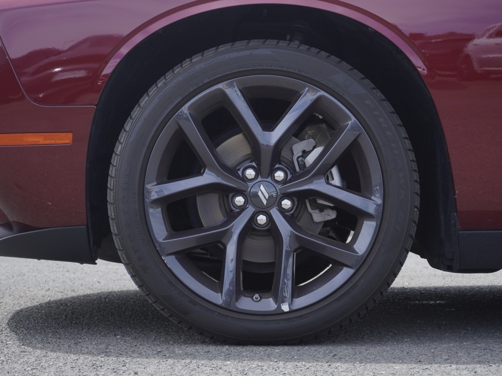 2023 Dodge Challenger SXT photo 7