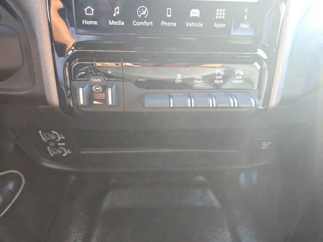 2026 Ram 2500 Tradesman photo 23