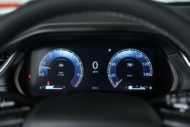 2025 Jeep Grand Cherokee Limited photo 2