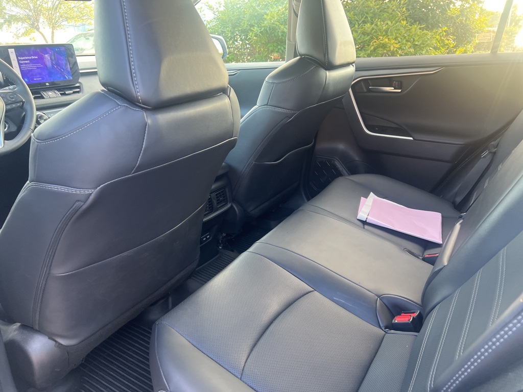 2024 Toyota RAV4 Hybrid Limited photo 11