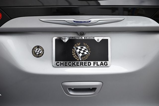 2019 Chrysler Pacifica Touring Plus photo 9