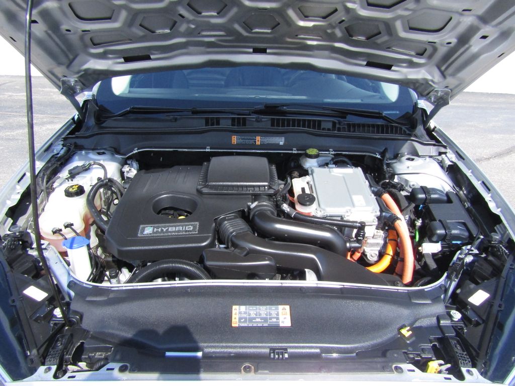2019 Ford Fusion Hybrid SEL photo 31