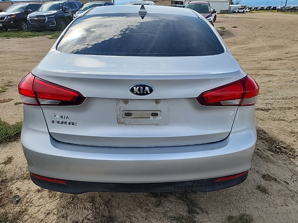 2018 Kia Forte LX photo 4