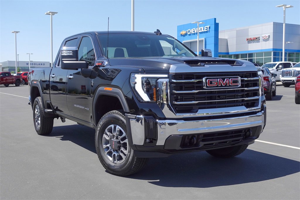 2025 GMC Sierra 2500HD SLT's photo
