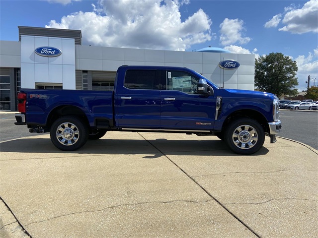 2026 Ford F-250 photo 2