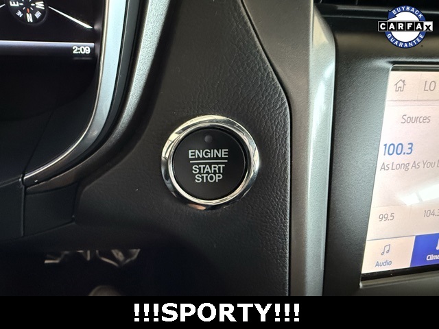2020 Ford Fusion SE photo 29